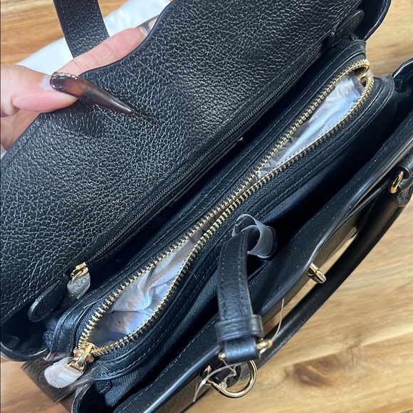 Coach Black Leather Women's Bag - Picture 4 of 10